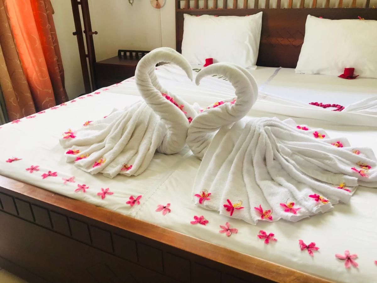 Randiyaepiliyagoda Resort Avissawella Esterno foto