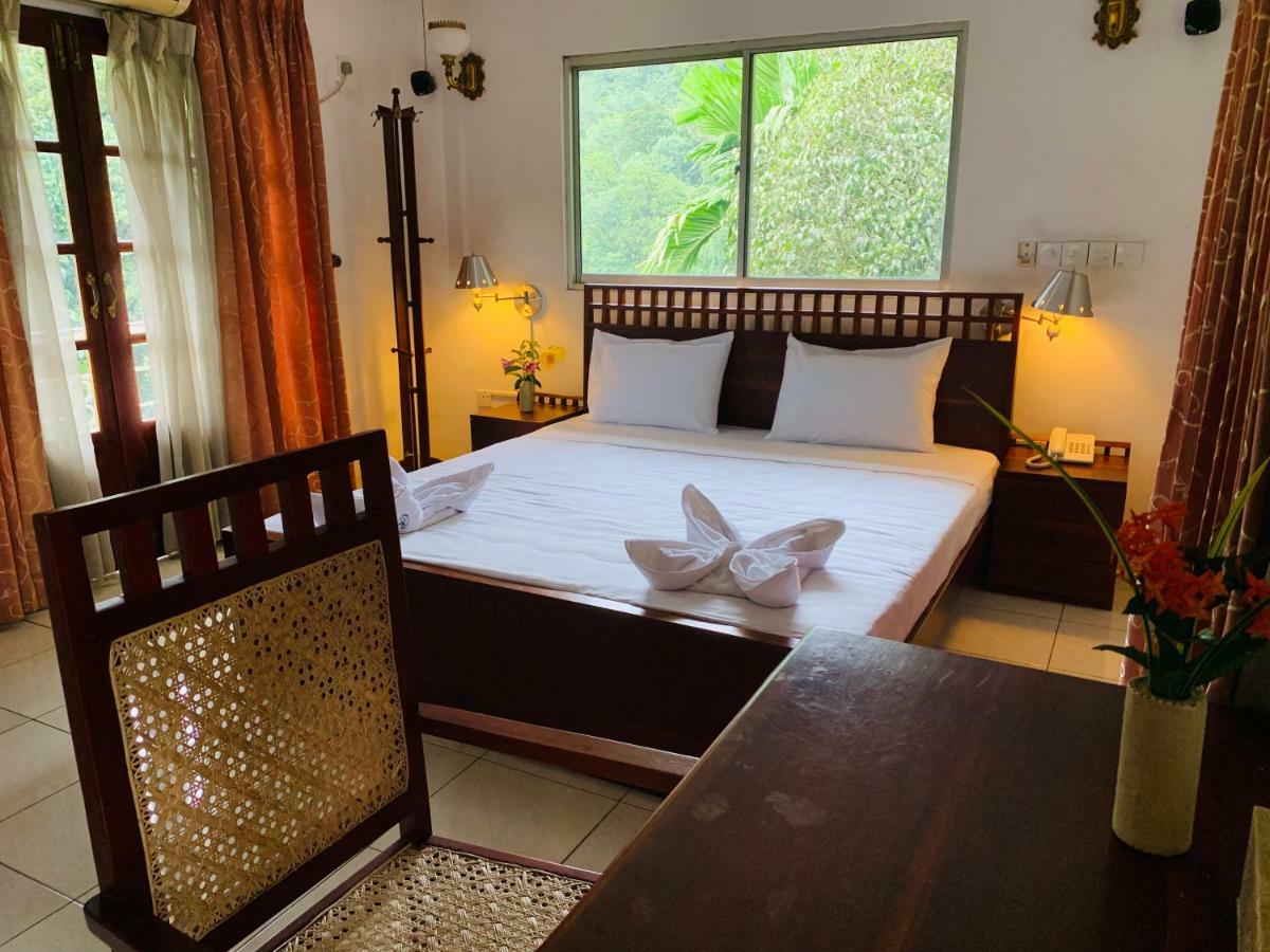 Randiyaepiliyagoda Resort Avissawella Esterno foto